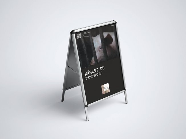 A-Stand_Mockup_01