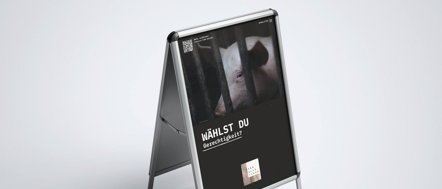 A-Stand_Mockup_01